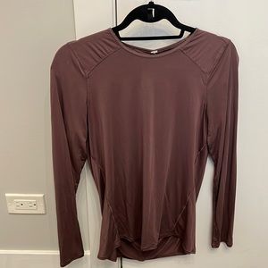 Lululemon Purple Women’s Longsleeve Size Small in Great Condition